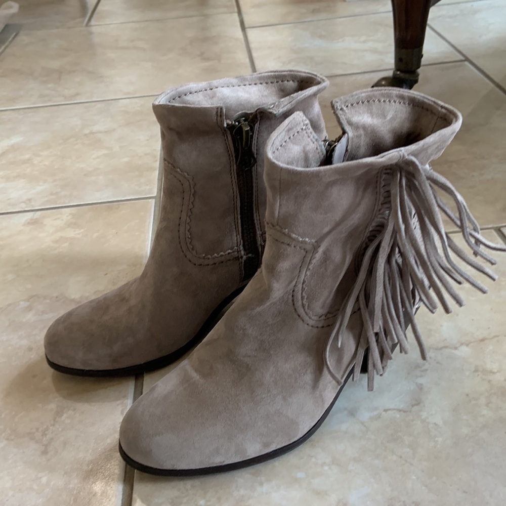Sam Edelman Gray Suede Booties Size 7